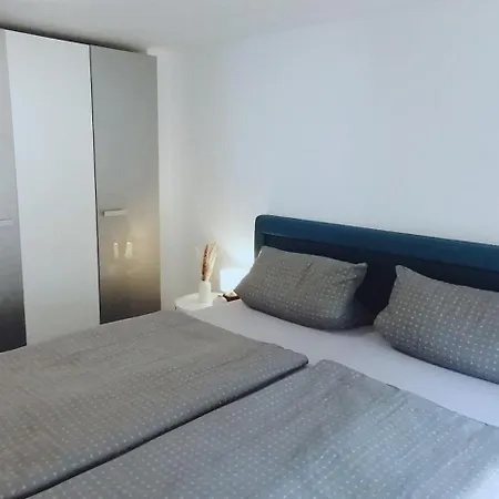 Sleep Well Apartments Detmold - Tempur Beds- Neu - Top Lage - Free Parking - Wifi Exterior foto