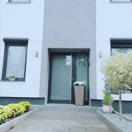 Sleep Well Apartments Detmold - Tempur Beds- Neu - Top Lage - Free Parking - Wifi Exterior foto