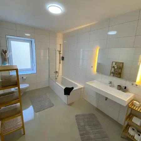 Sleep Well Apartments Detmold - Tempur Beds- Neu - Top Lage - Free Parking - Wifi Exterior foto