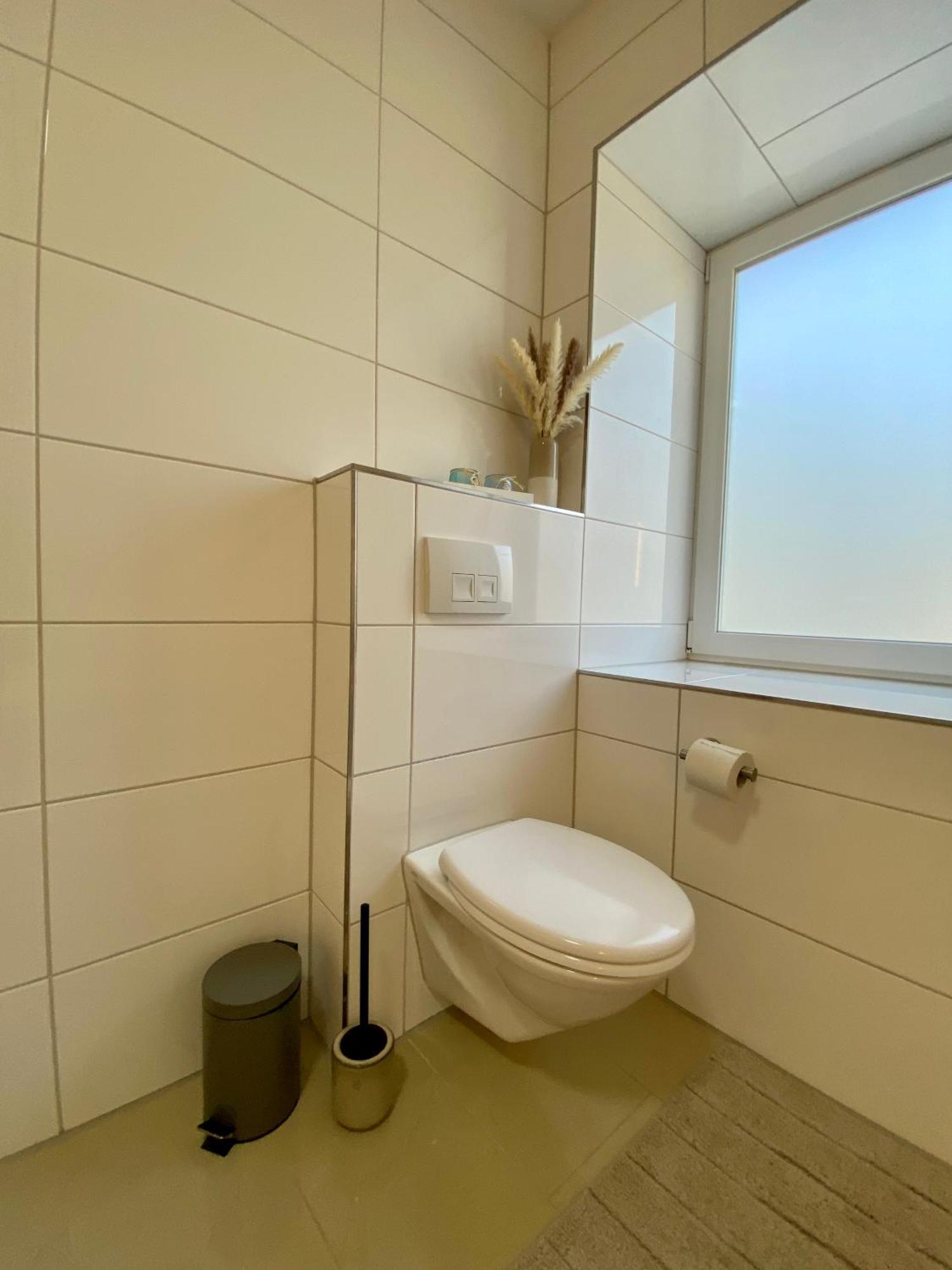 Lena Bis Zu 5 Personen Apartment Detmold
